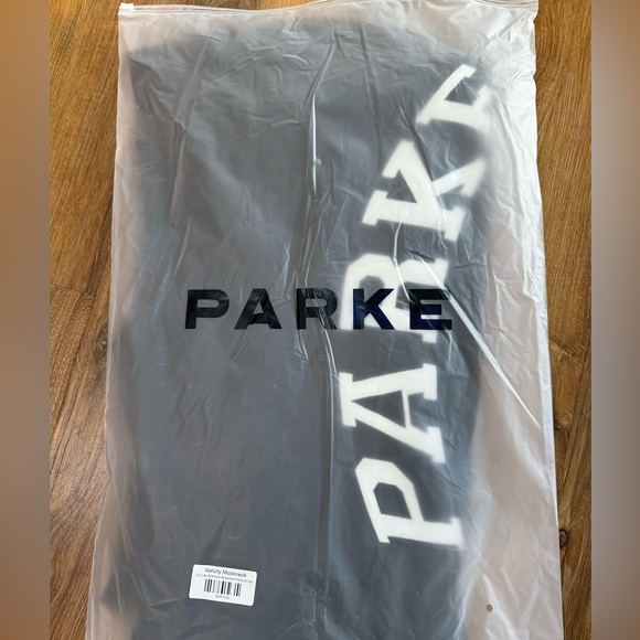 PARKE Varsity Mockneck Black + White S/M - Picture 2 of 4
